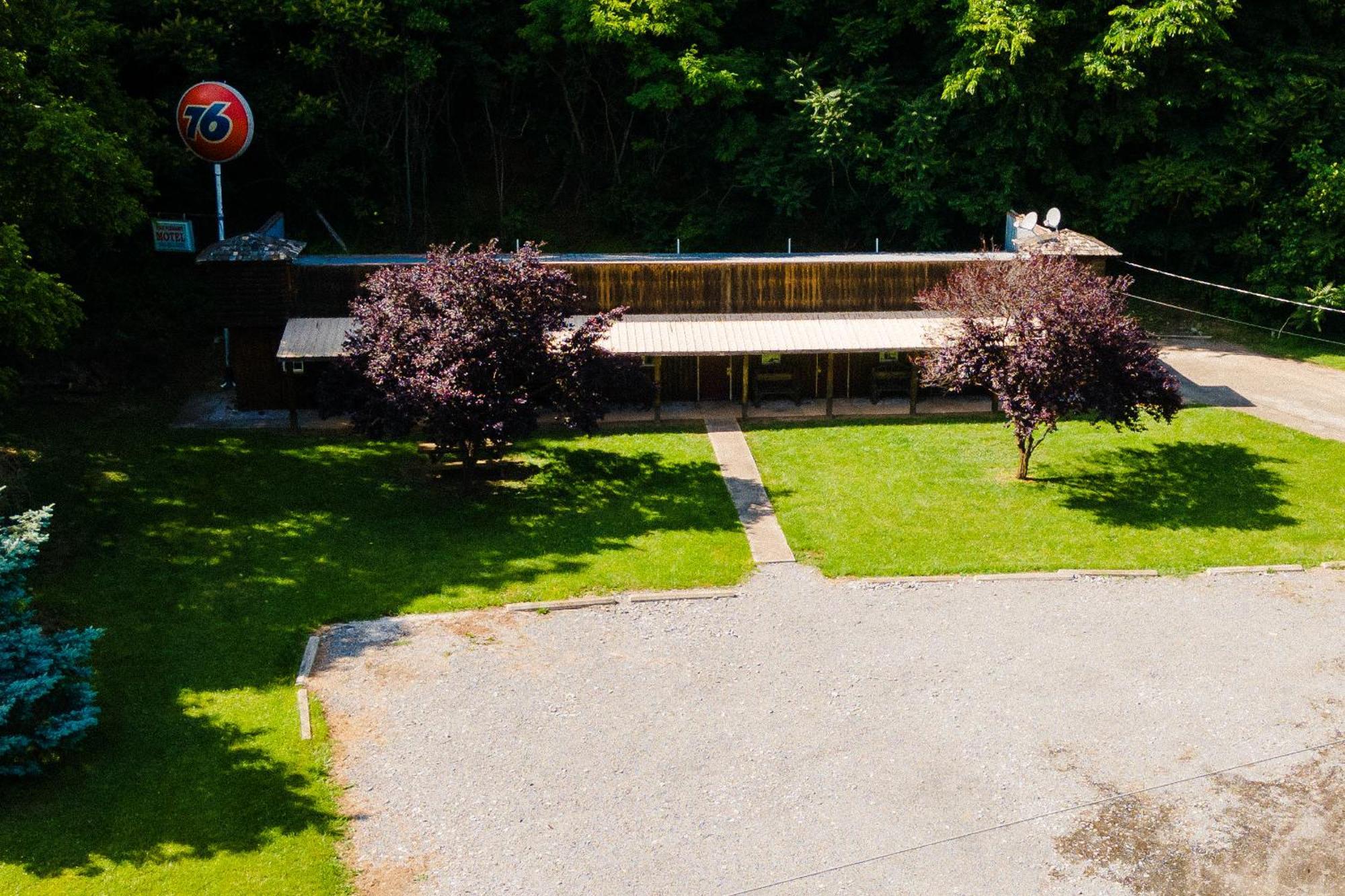 Seneca Pines Lodge Seneca Rocks Dış mekan fotoğraf