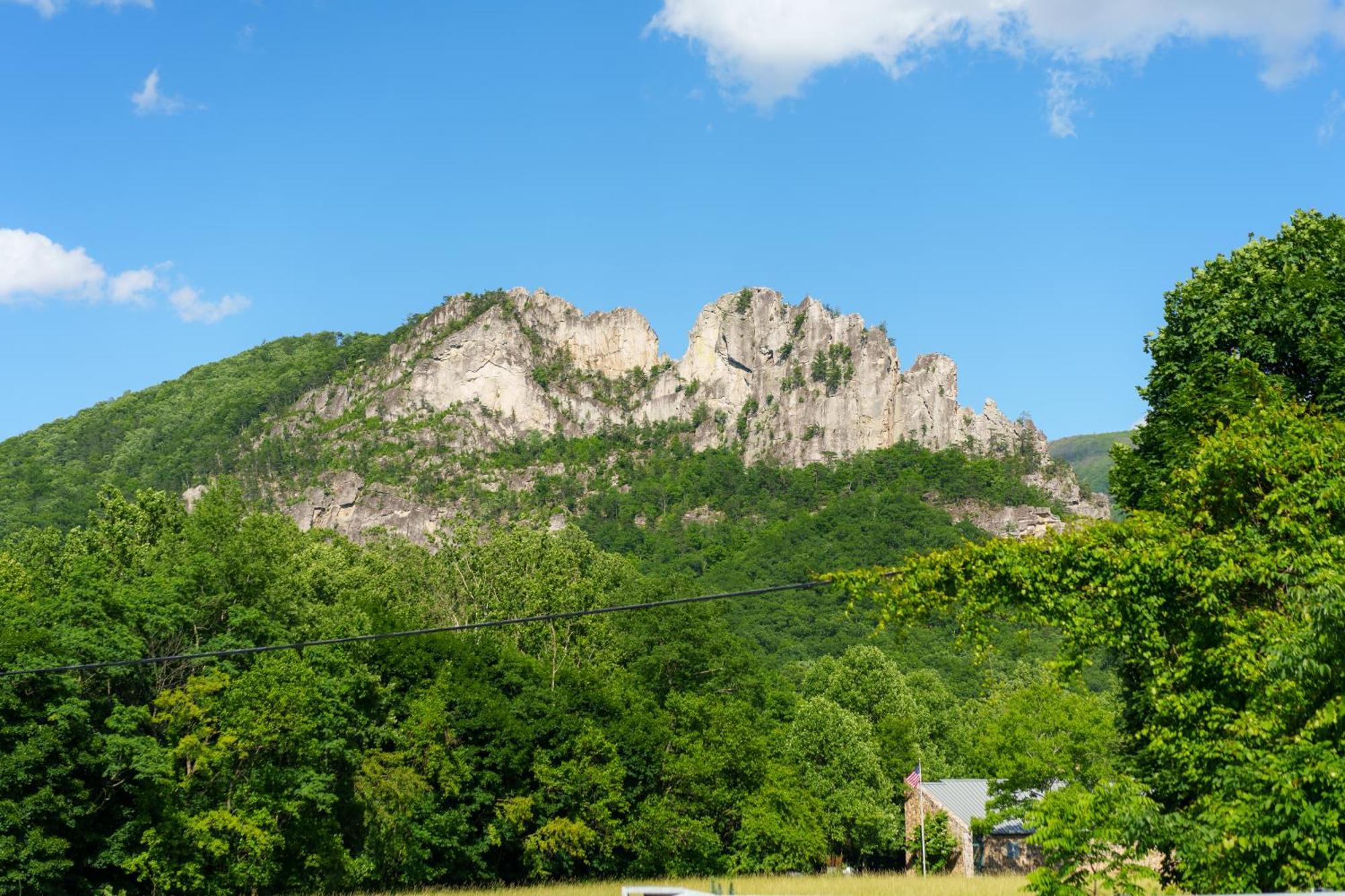 Seneca Pines Lodge Seneca Rocks Dış mekan fotoğraf