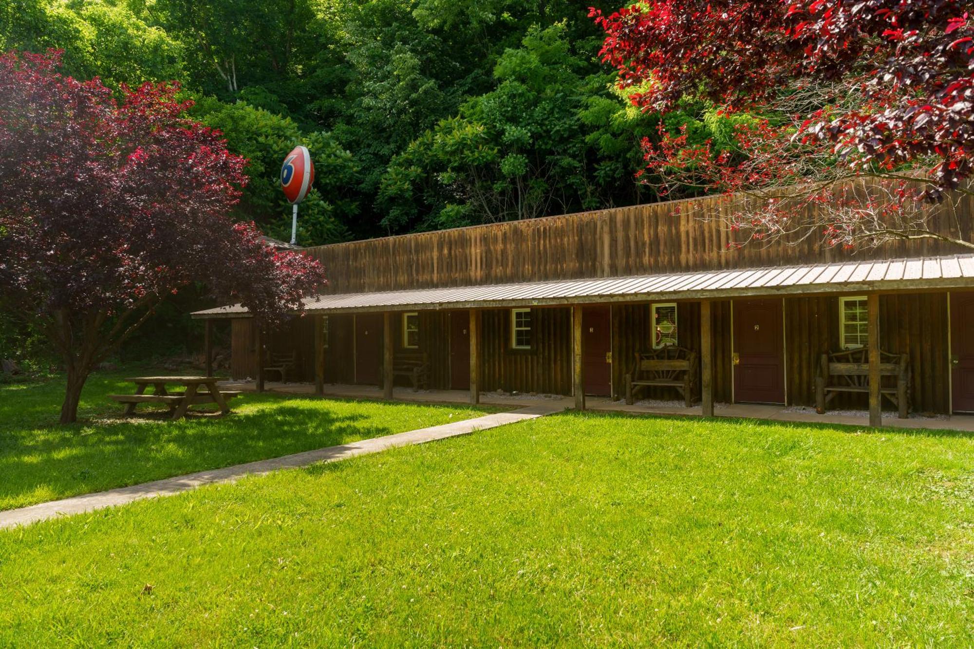 Seneca Pines Lodge Seneca Rocks Dış mekan fotoğraf
